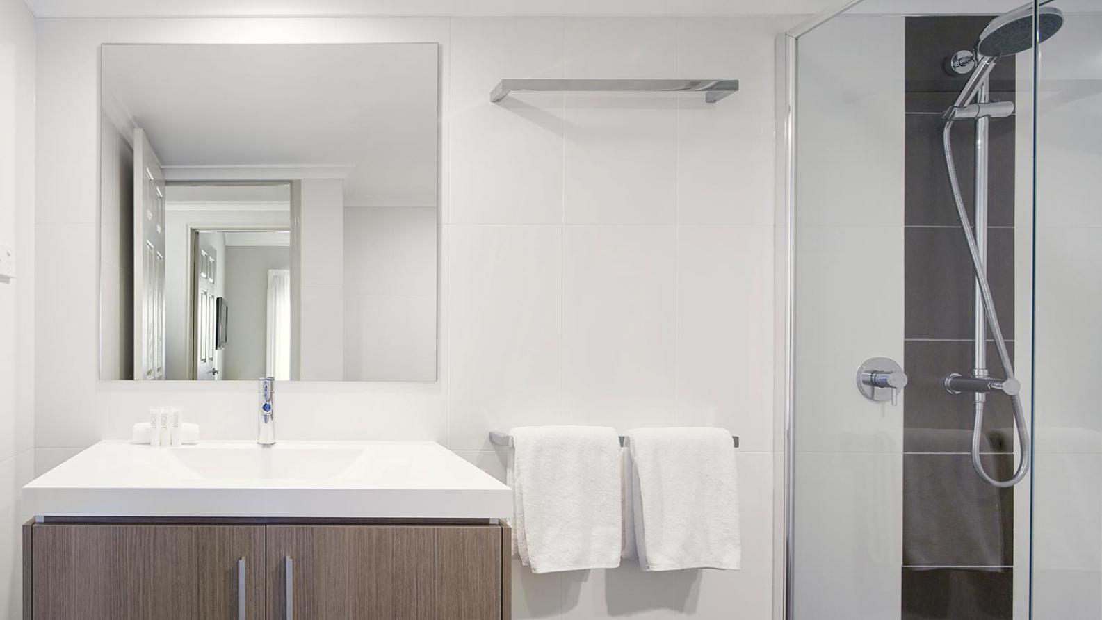 Pinnacle Apartments Canberra Buitenkant foto