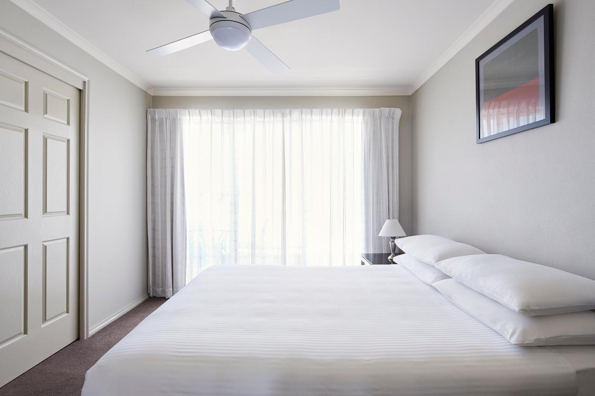 Pinnacle Apartments Canberra Buitenkant foto