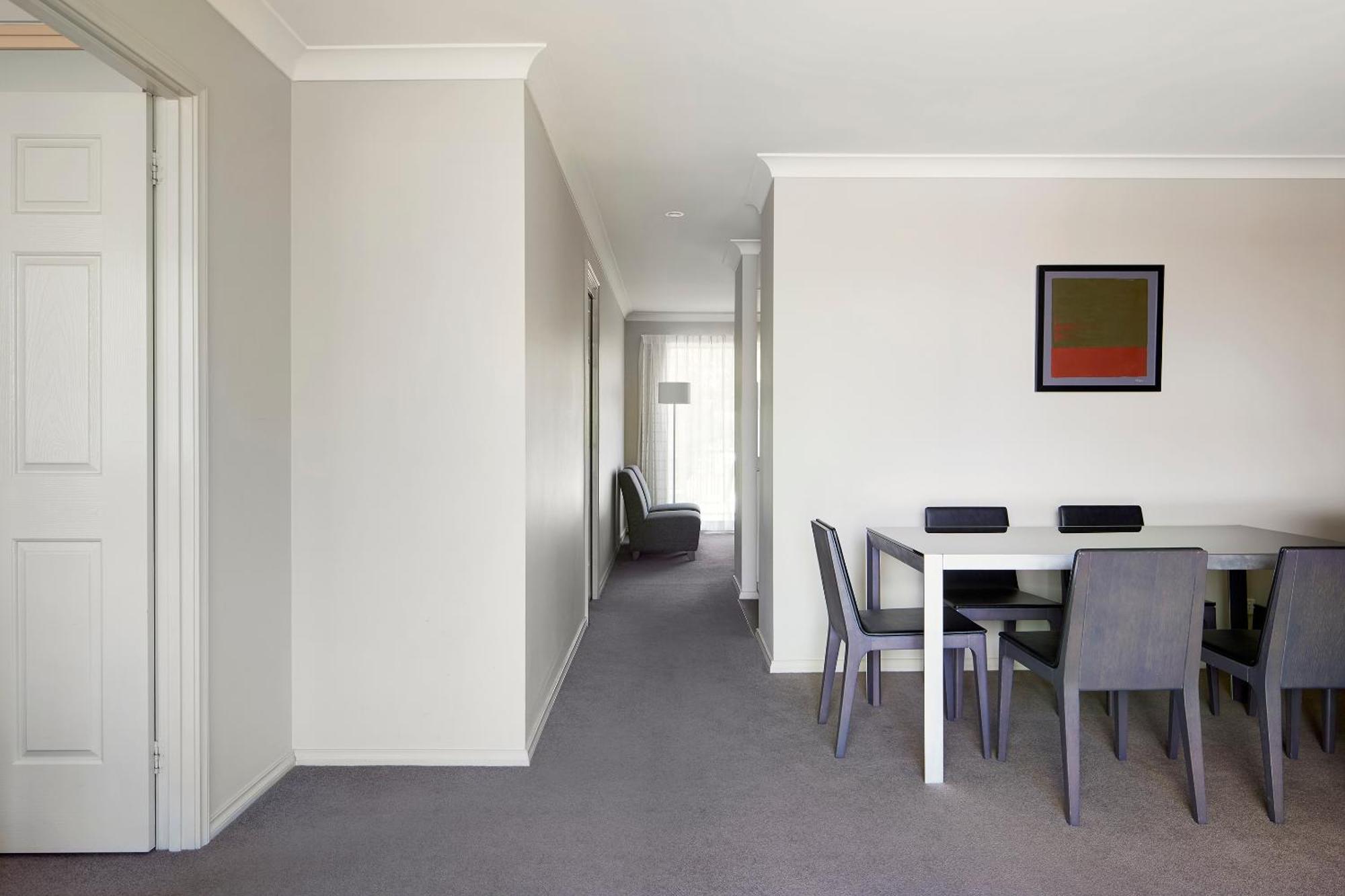 Pinnacle Apartments Canberra Buitenkant foto