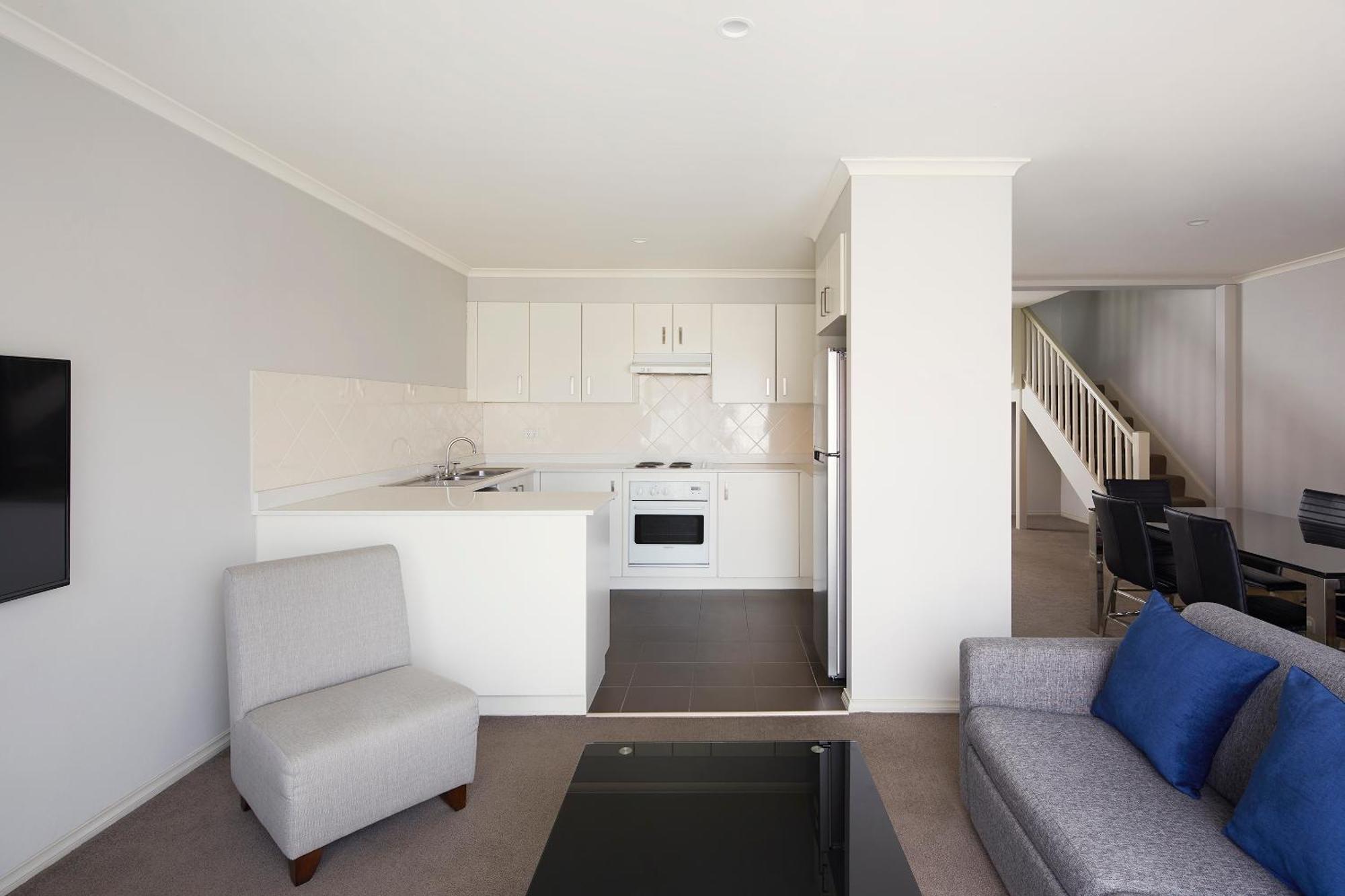 Pinnacle Apartments Canberra Buitenkant foto