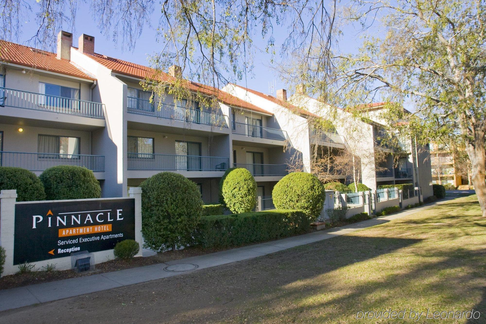 Pinnacle Apartments Canberra Buitenkant foto