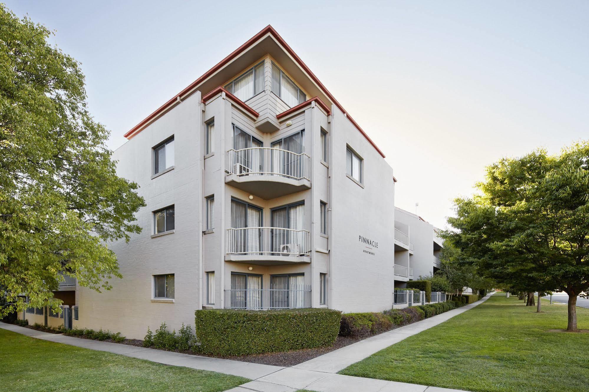 Pinnacle Apartments Canberra Buitenkant foto